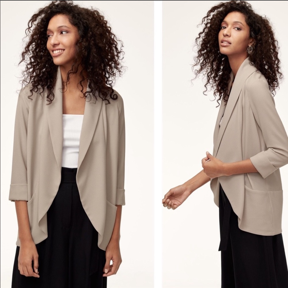Gorgeous double-cloth crepe blazer!